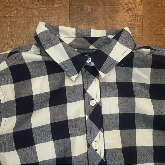 Vineyard vine women performanc buffalo check button down S 2 relaxed black white - Picture 2 of 6